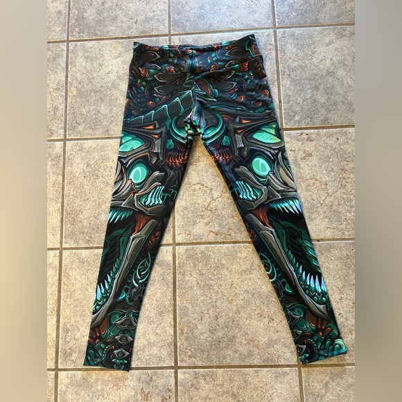 NWT- Excision- Womens Venom Leggings- Seafoam Color, Size Large - Picture 3 of 11
